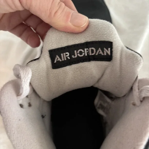 Jordan Five‎ Retro Mid Oreo Men's Size 9 Shoes - Picture 6 of 9